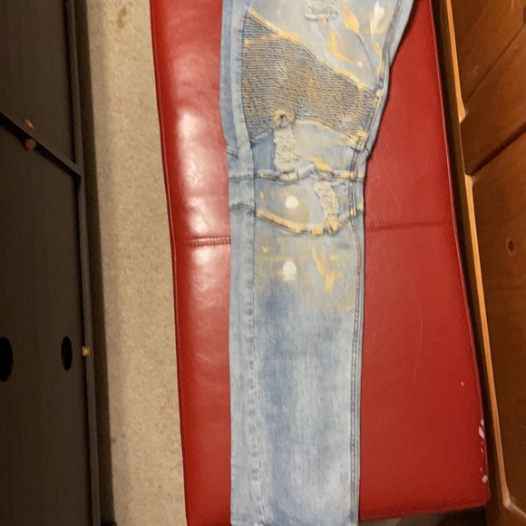 KDNK 11 4 14 11 Jeans. Jeans are brand new never worn. - Picture 2 of 4